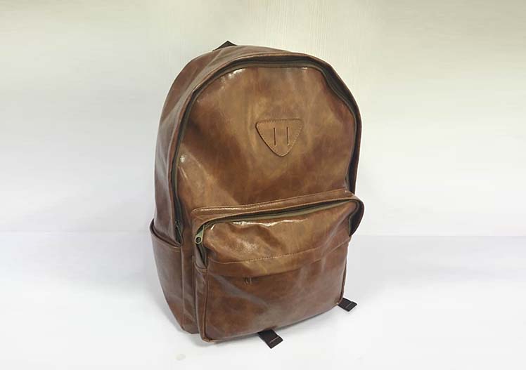 运动+休闲+学生背包